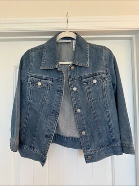 Women’s Blue Denim Jean Jacket with Button Front